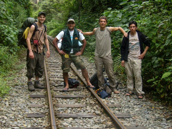 caminata riel 575x431 About Inka Valley Trek